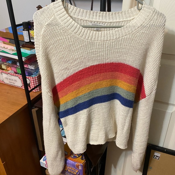 sweater - Picture 1 of 2